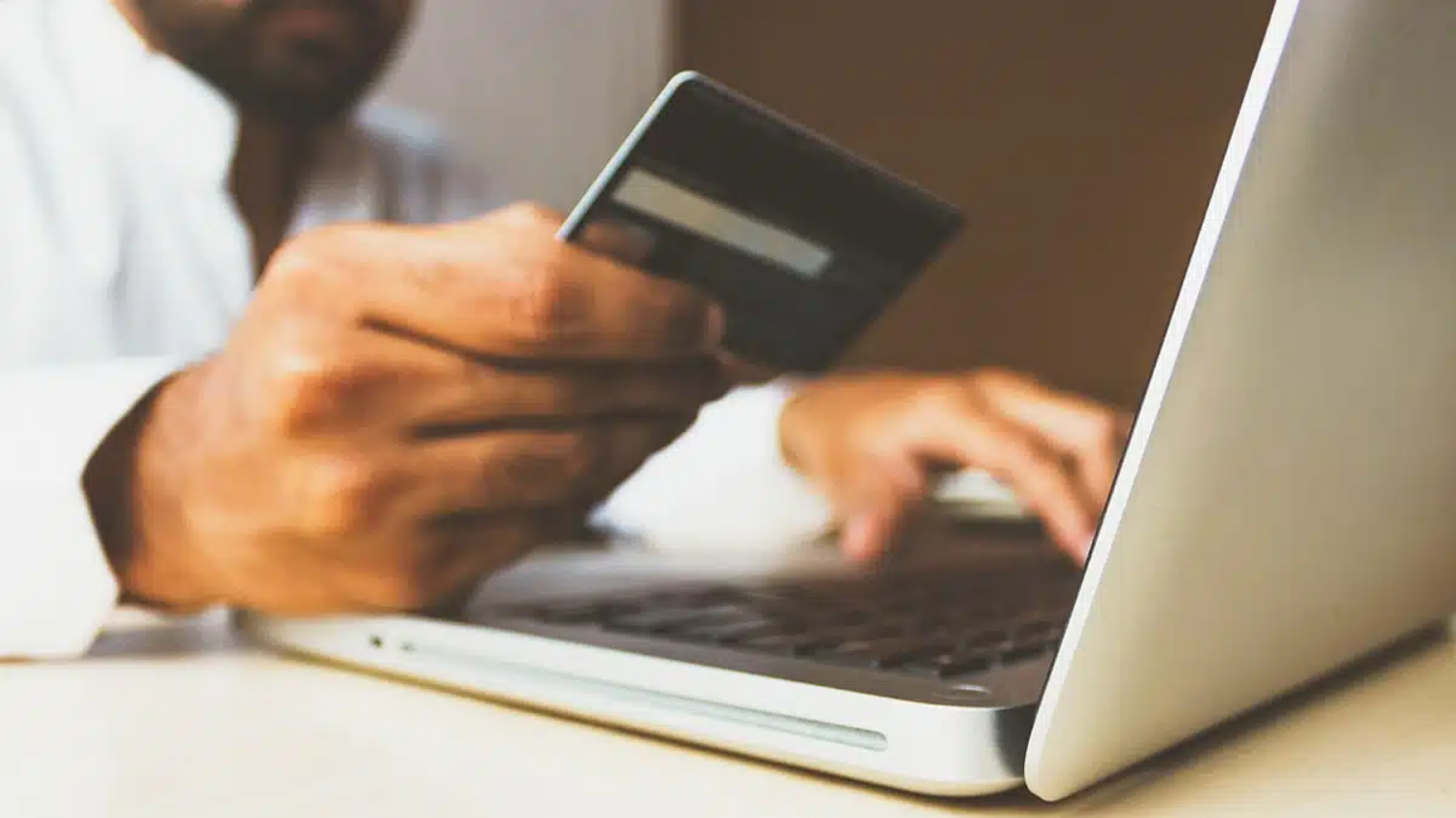 De la atracción a la conversión: ofrece una experiencia omnicanal en retail
